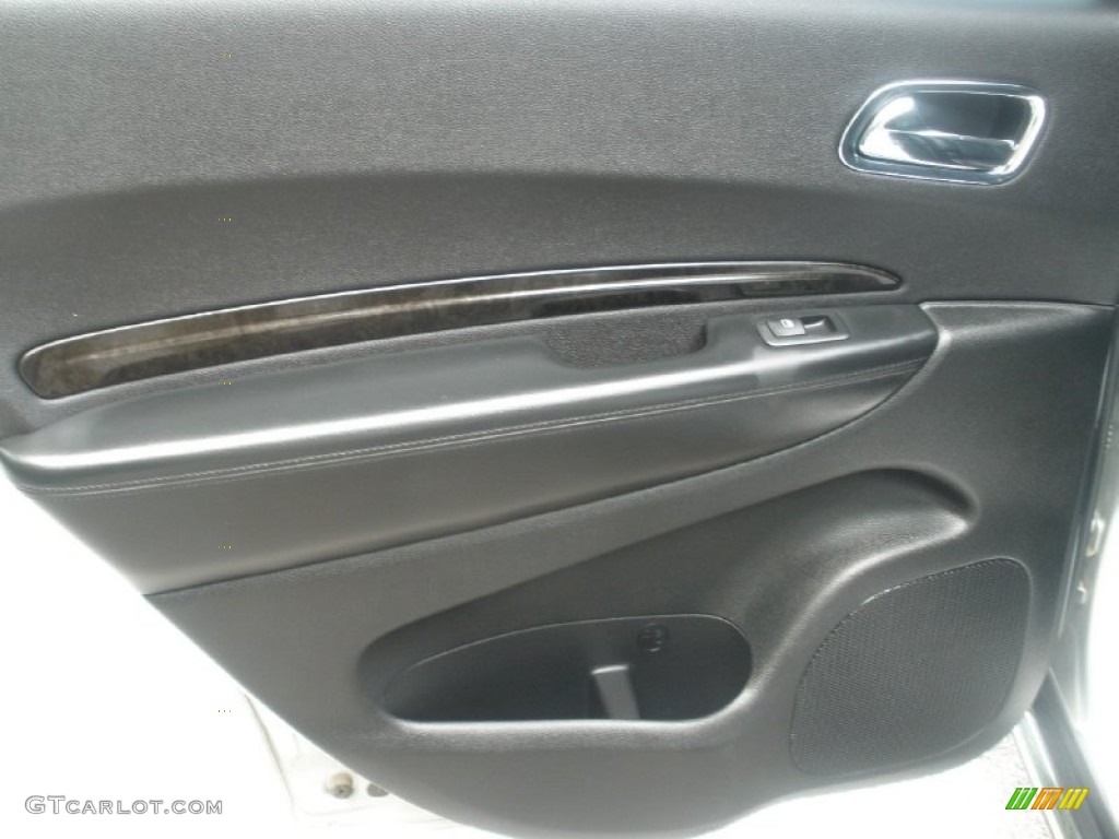 2011 Durango Crew - Bright Silver Metallic / Black photo #18