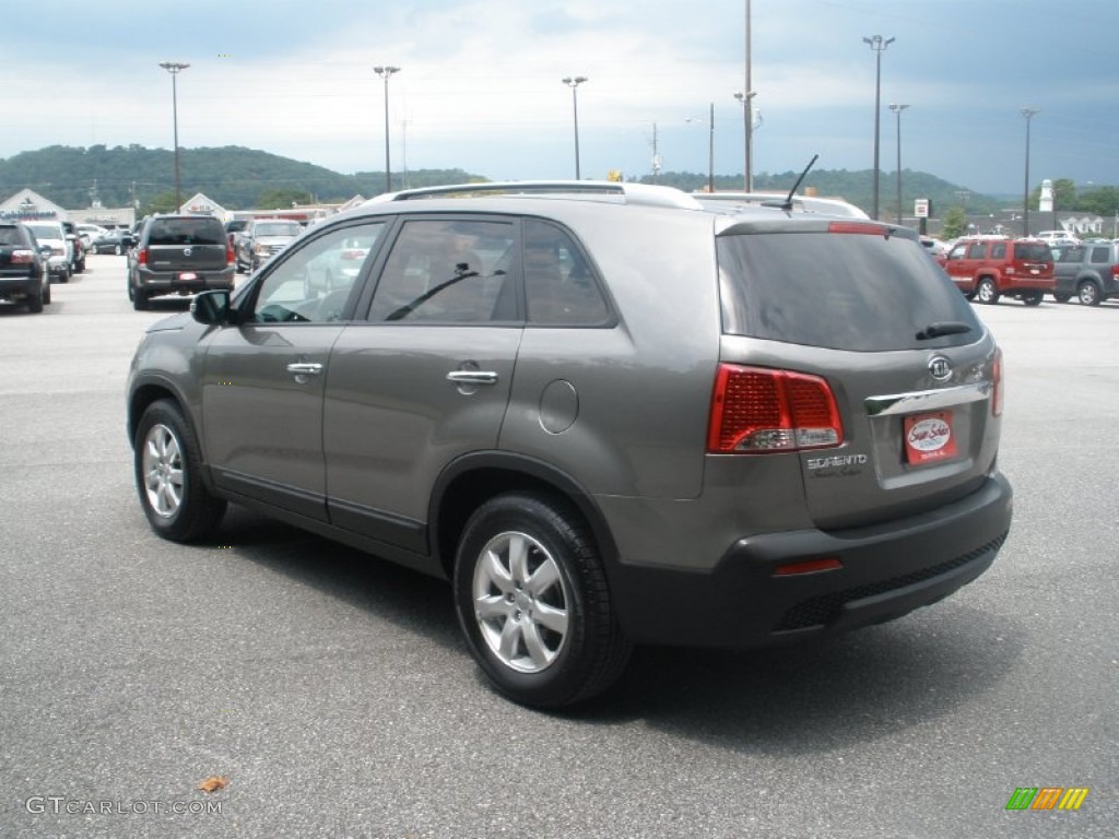 2012 Sorento LX V6 - Titanium Silver / Black photo #9