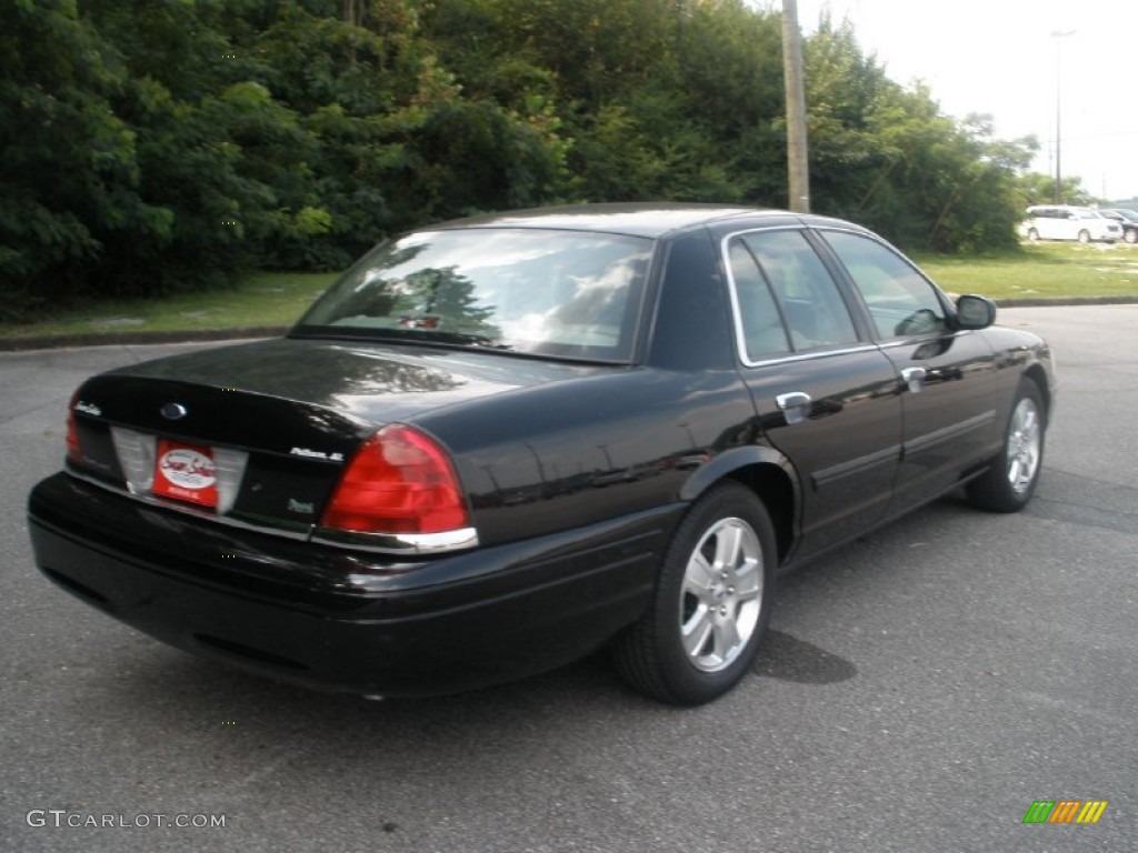 2011 Crown Victoria LX - Black / Light Camel photo #7