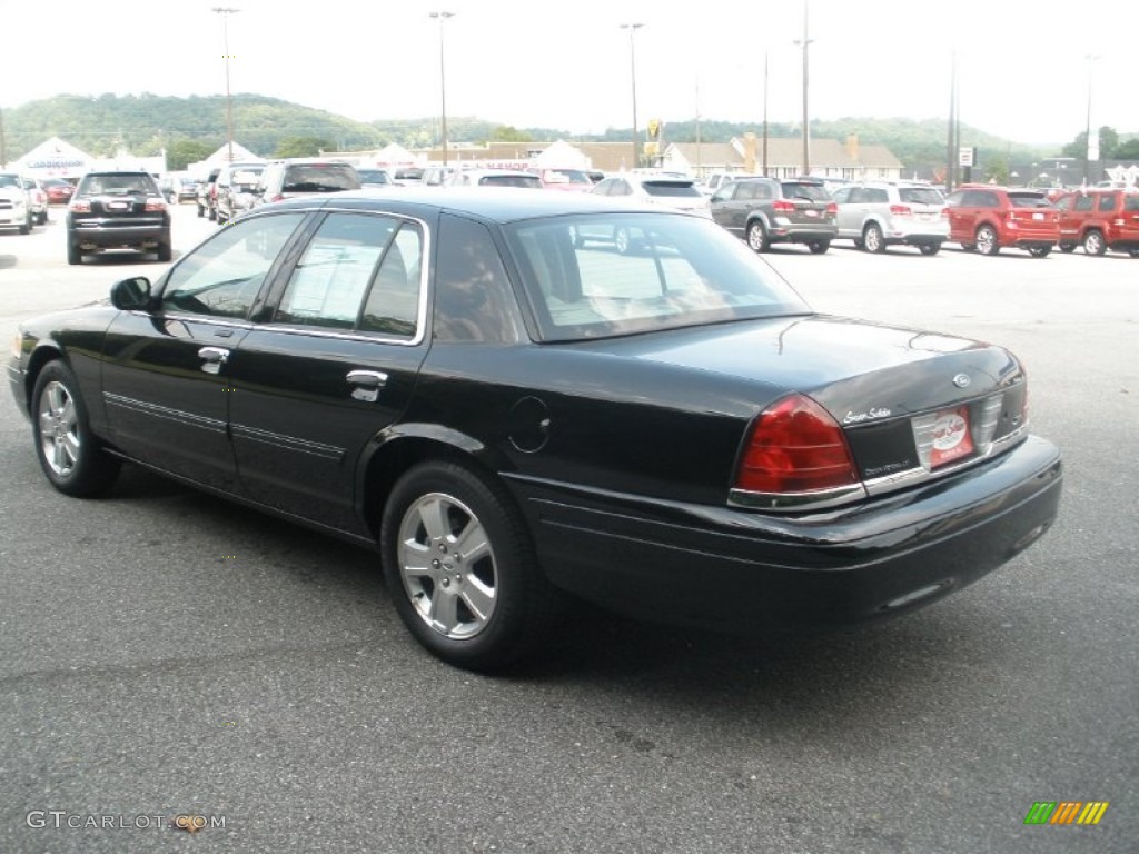 2011 Crown Victoria LX - Black / Light Camel photo #9