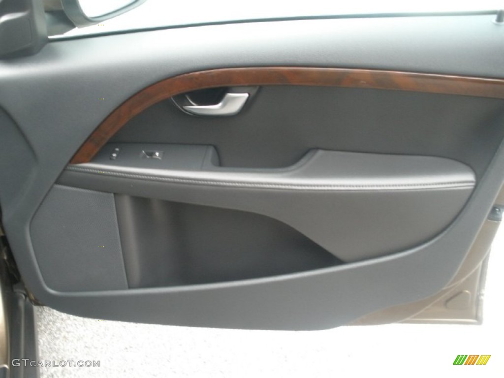 2012 Volvo XC70 3.2 Off Black Door Panel Photo #68871334