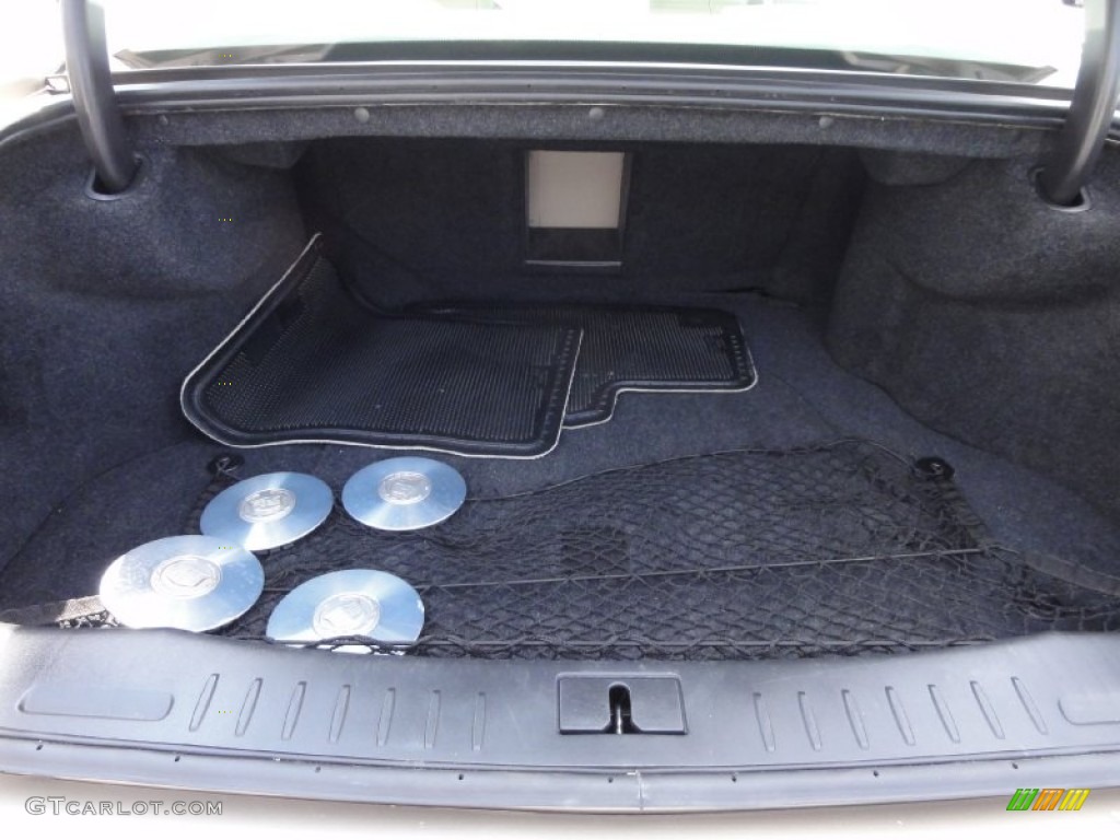 2006 Cadillac DTS Standard DTS Model Trunk Photo #68872296