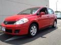 Red Alert - Versa 1.8 SL Hatchback Photo No. 1