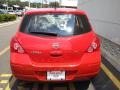 Red Alert - Versa 1.8 SL Hatchback Photo No. 6