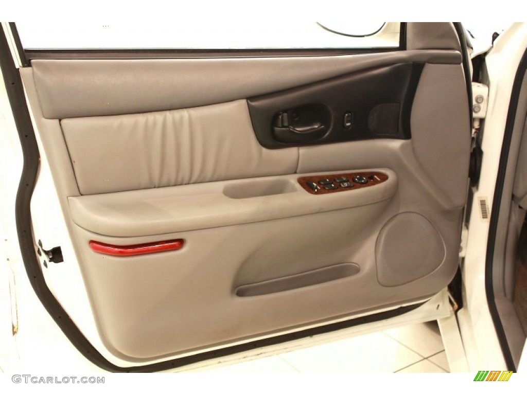 2003 Regal LS - White / Medium Gray photo #5