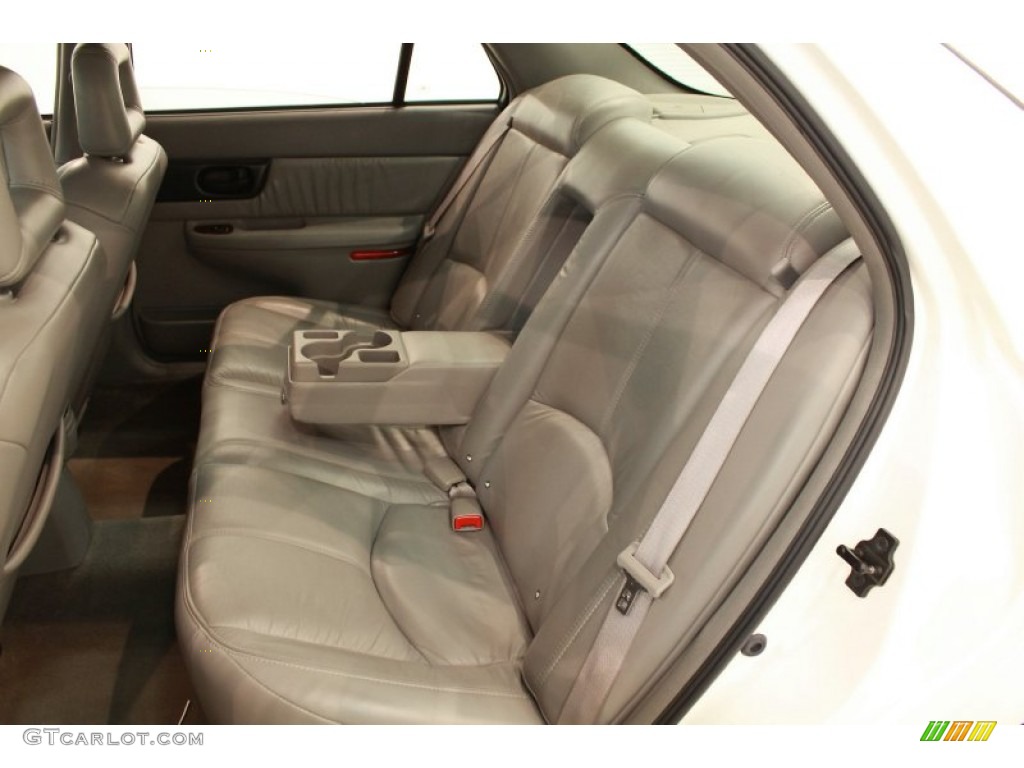 2003 Regal LS - White / Medium Gray photo #18