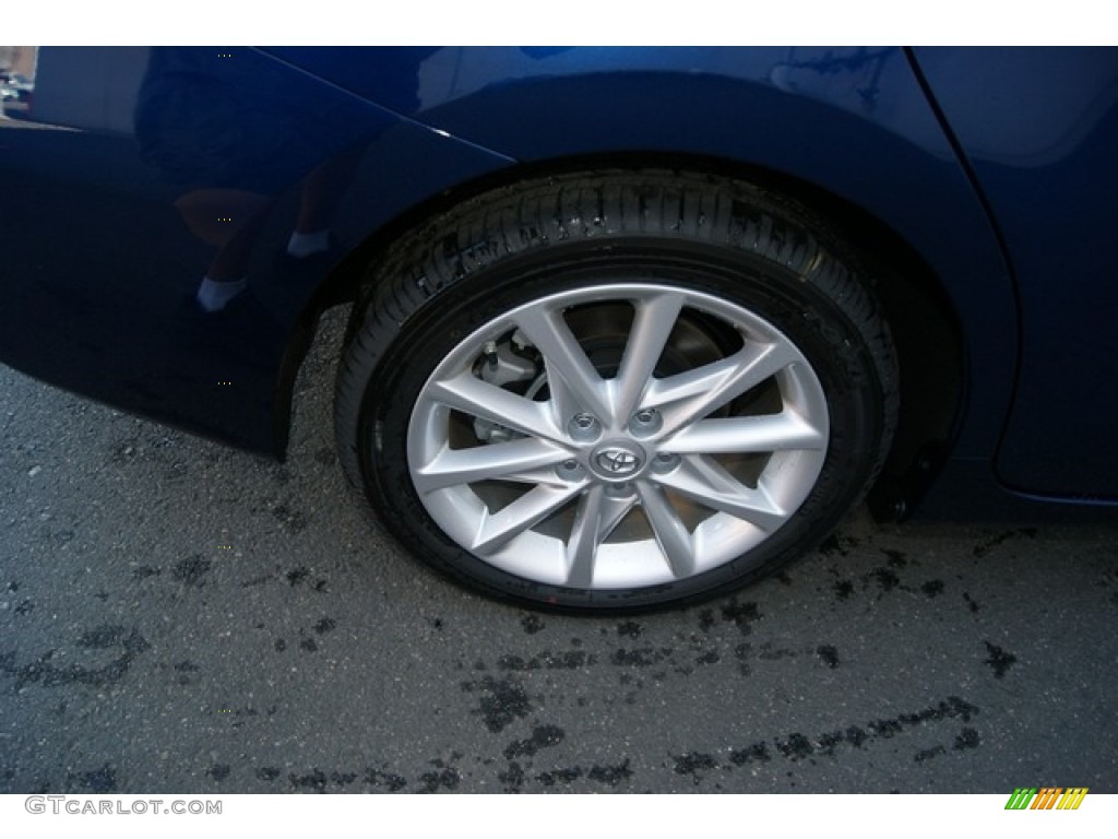 2012 Toyota Prius v Five Hybrid Wheel Photo #68874585