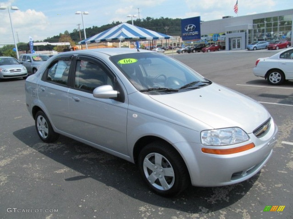 2006 Aveo LS Sedan - Cosmic Silver / Charcoal photo #1