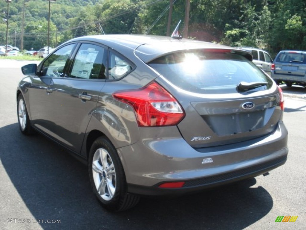 2012 Focus SE Sport 5-Door - Sterling Grey Metallic / Two-Tone Sport photo #6