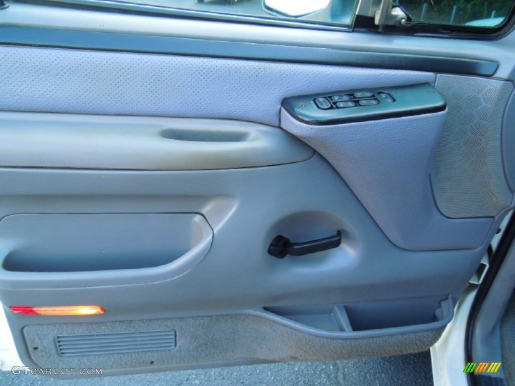 1997 Ford F350 XLT Crew Cab 4x4 Opal Grey Door Panel Photo #68883996