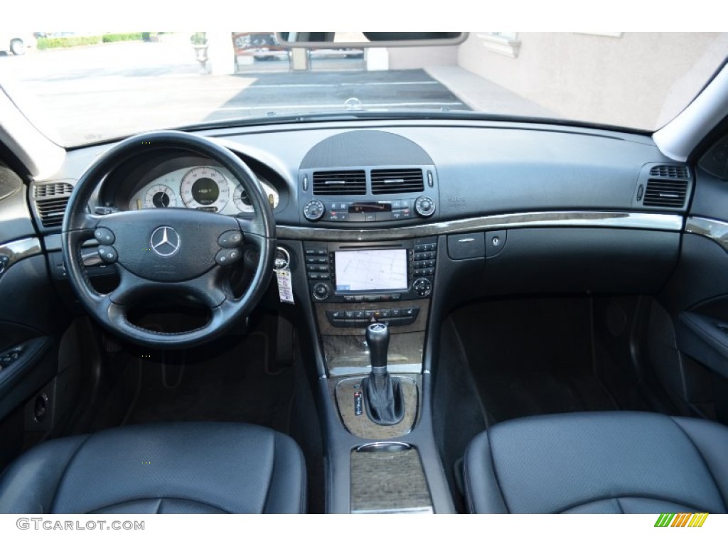 2007 Mercedes-Benz E 350 4Matic Sedan Black Dashboard Photo #68884308