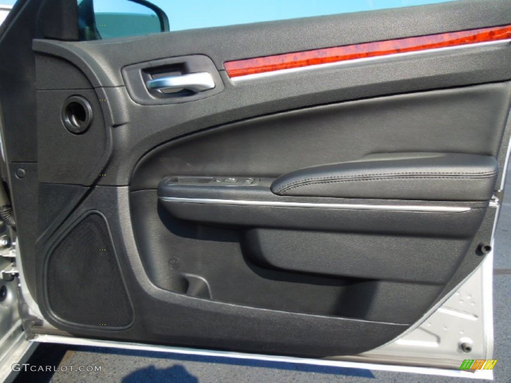 2012 Chrysler 300 Standard 300 Model Black Door Panel Photo #68885070