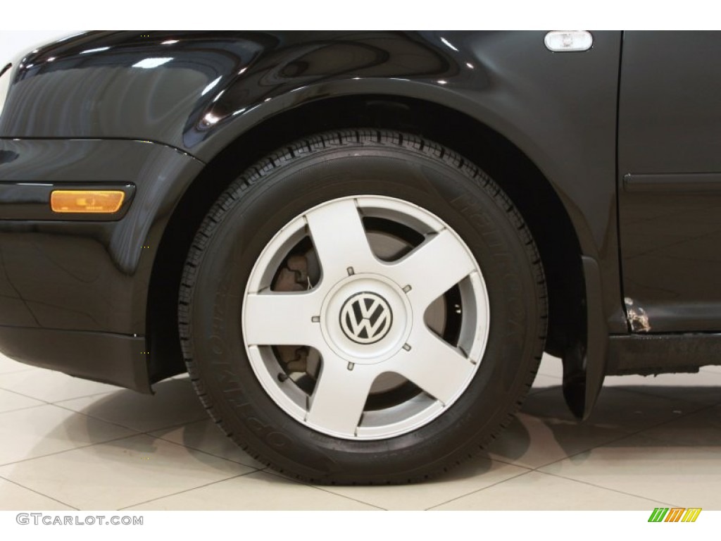 2000 Volkswagen Golf GLS 4 Door Wheel Photos