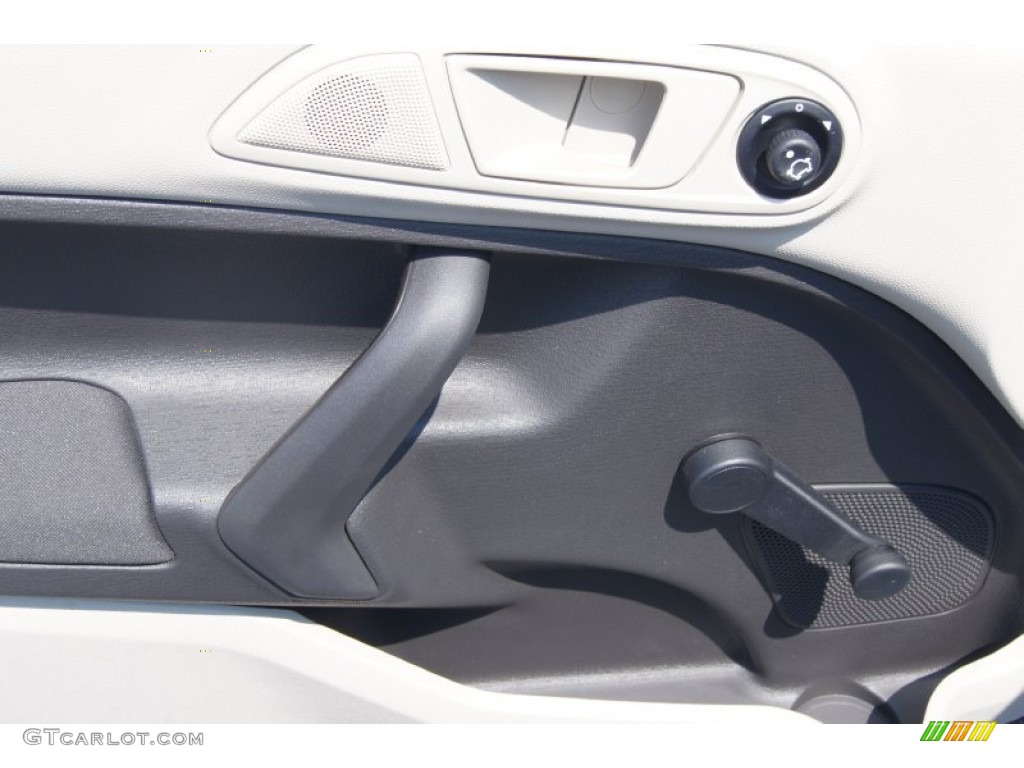 2013 Fiesta S Sedan - Ingot Silver / Charcoal Black/Light Stone photo #8