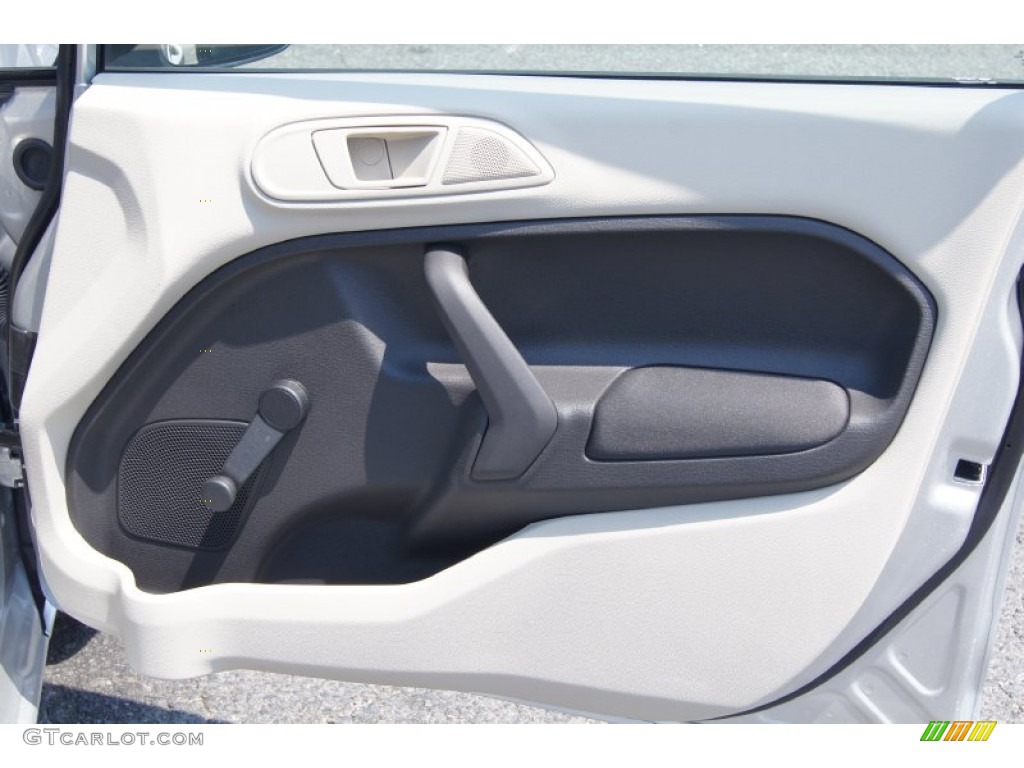2013 Fiesta S Sedan - Ingot Silver / Charcoal Black/Light Stone photo #15