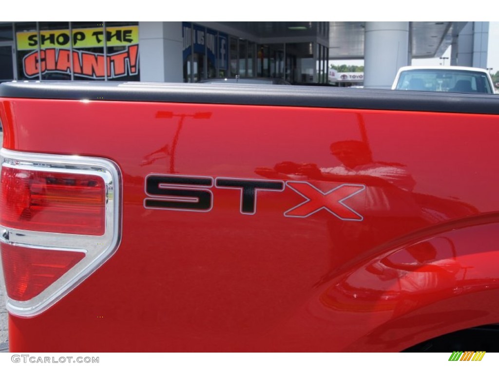 2012 F150 STX SuperCab - Race Red / Steel Gray photo #17