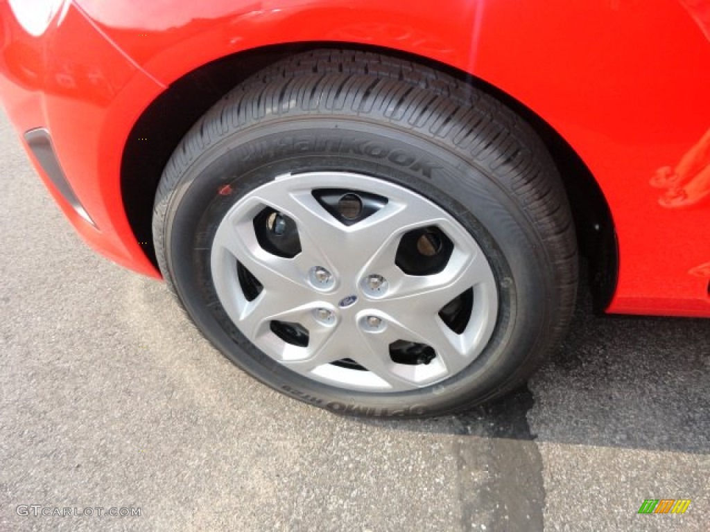 2013 Fiesta SE Hatchback - Race Red / Charcoal Black photo #2