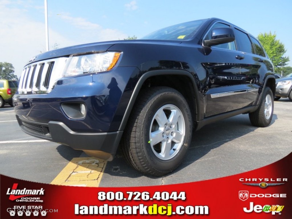 True Blue Pearl Jeep Grand Cherokee