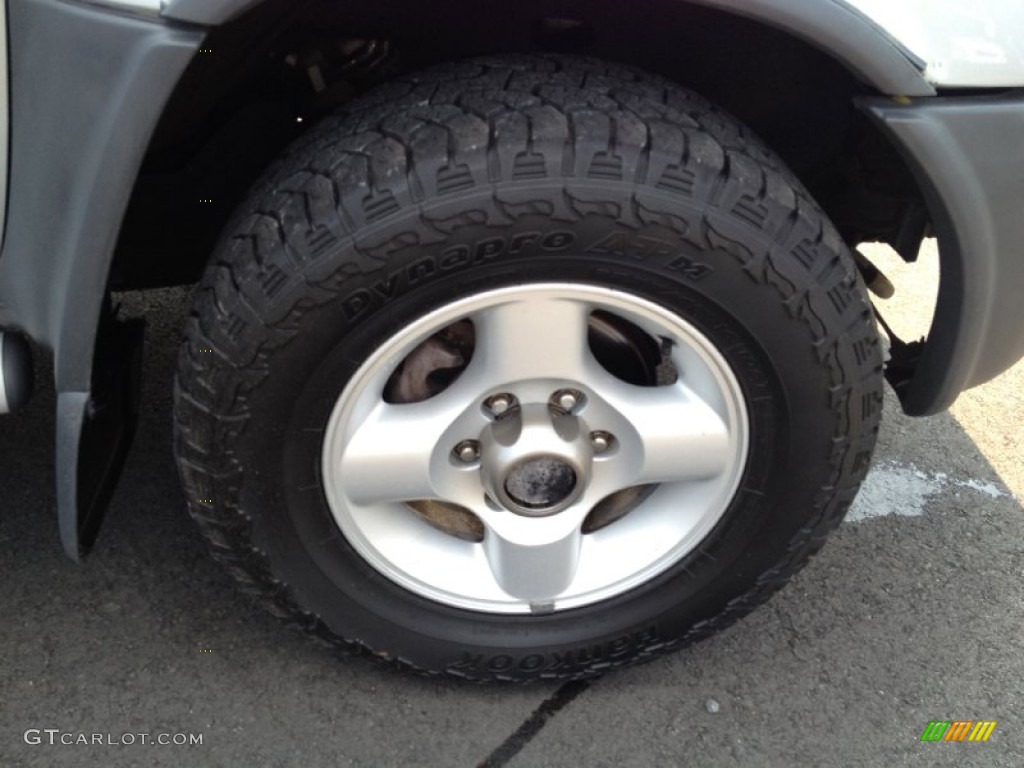 2001 Nissan Xterra SE V6 4x4 Wheel Photo #68891204