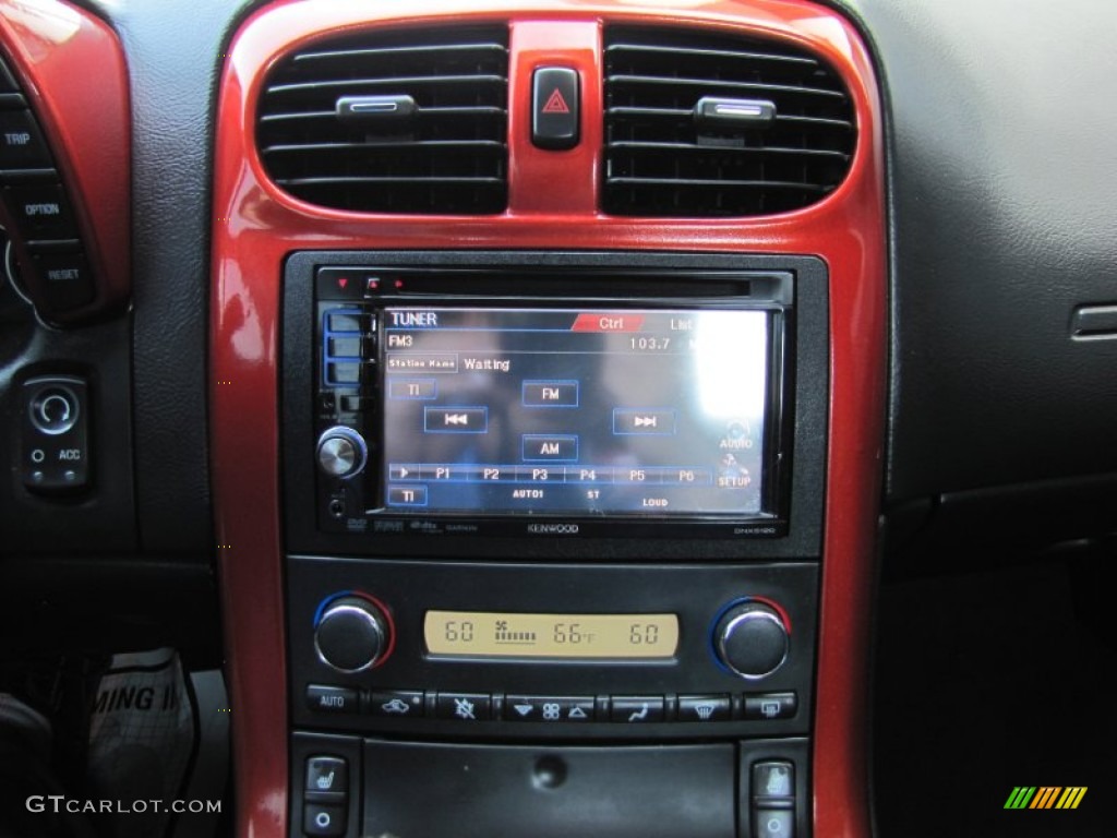 2006 Chevrolet Corvette Convertible Controls Photo #68891706