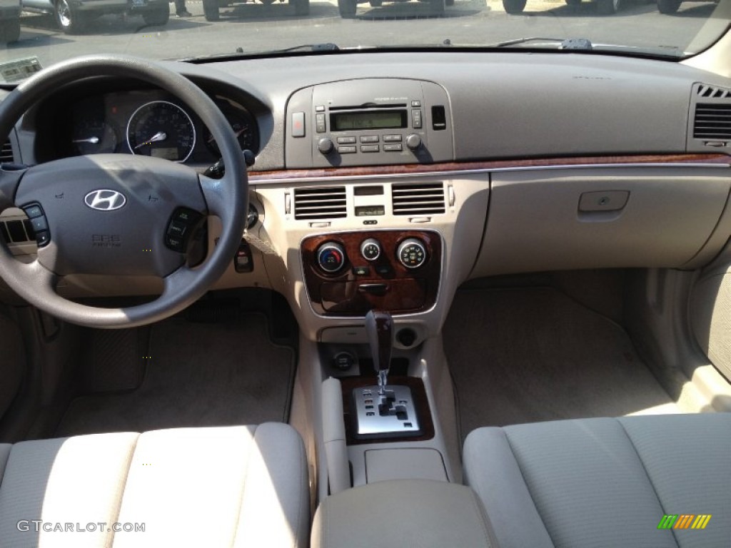 2008 Hyundai Sonata GLS Beige Dashboard Photo #68892180