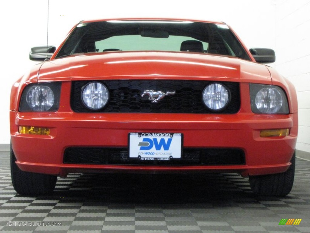 2005 Mustang GT Premium Coupe - Torch Red / Dark Charcoal photo #3