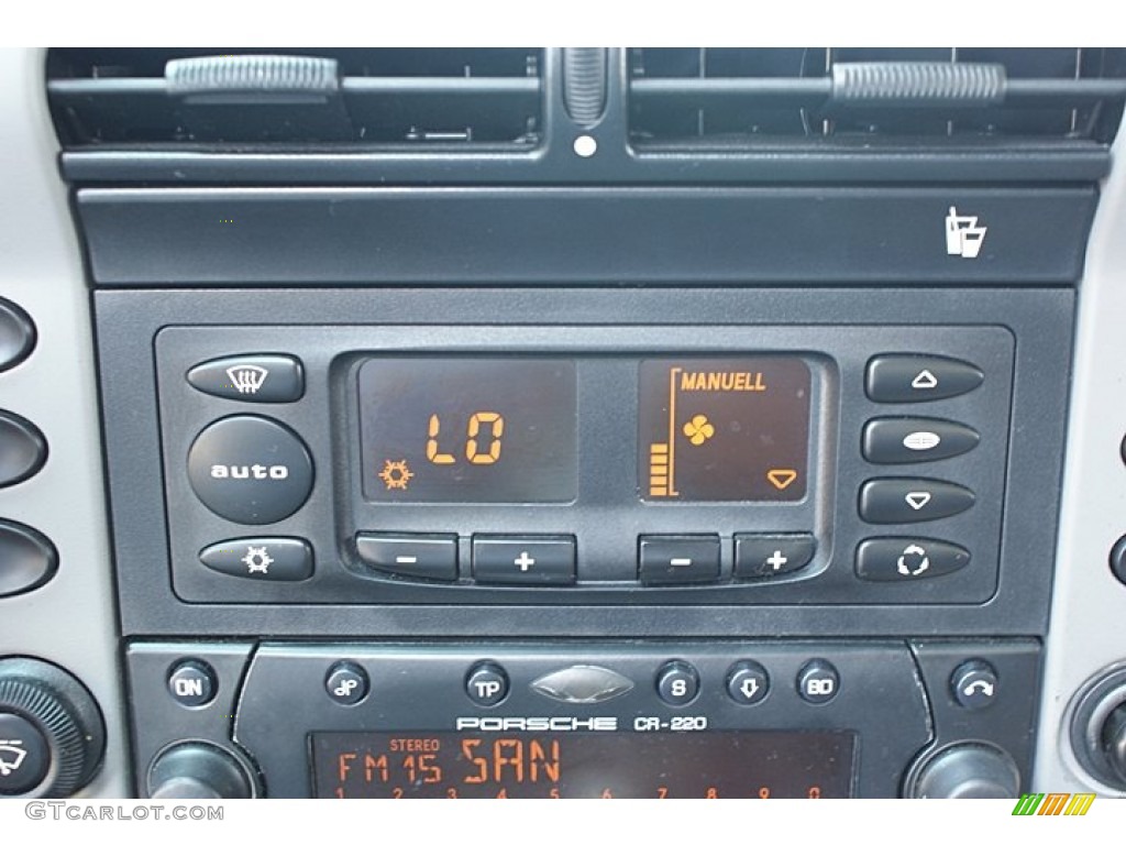 2002 Porsche 911 Carrera Coupe Controls Photo #68894226