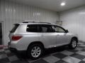 Classic Silver Metallic - Highlander V6 Photo No. 7