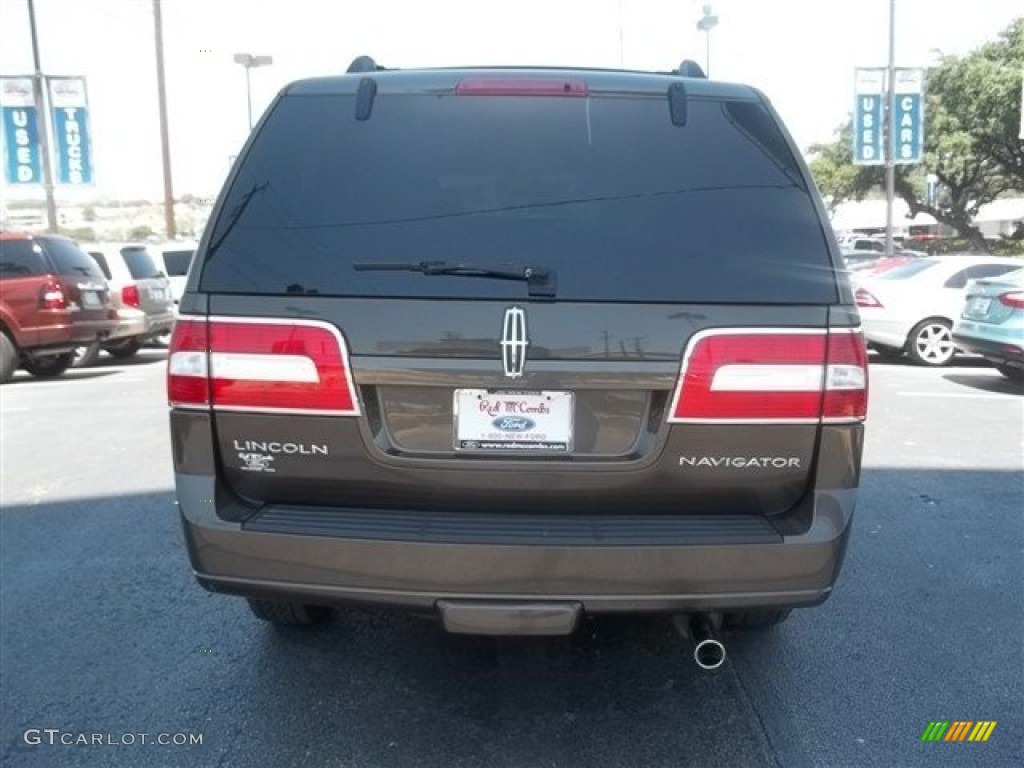 2008 Navigator Luxury - Stone Green Metallic / Stone photo #4
