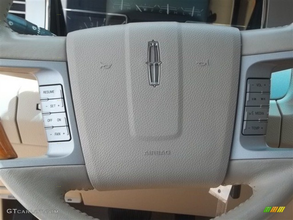 2008 Navigator Luxury - Stone Green Metallic / Stone photo #22