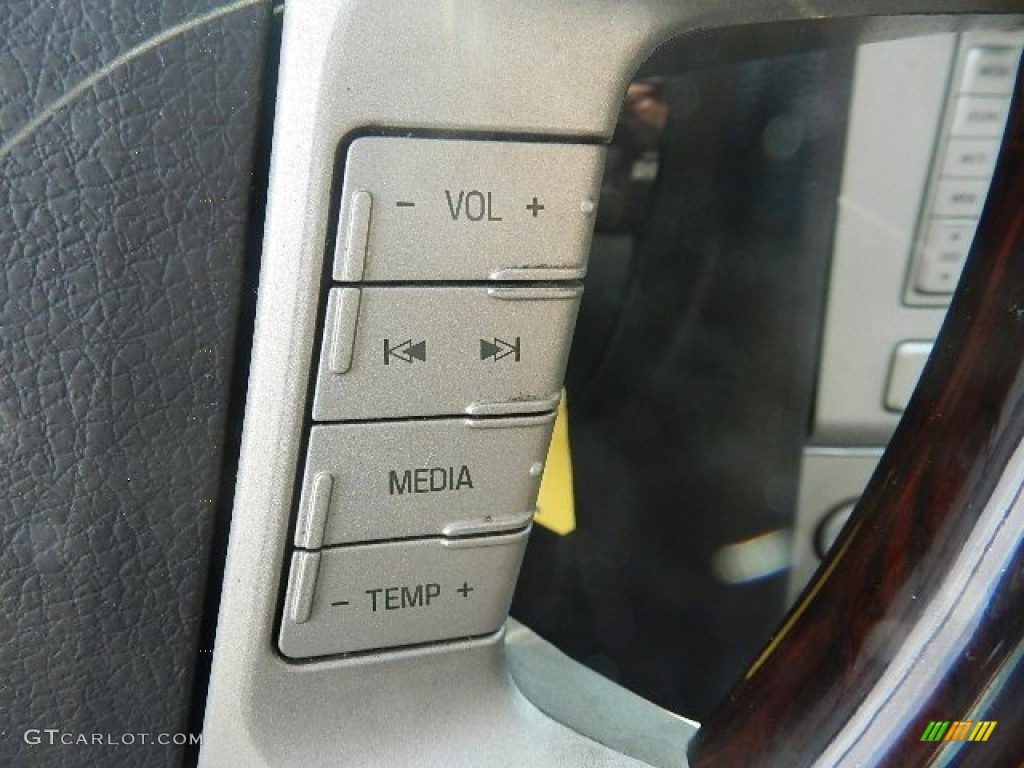 2006 Lincoln Zephyr Standard Zephyr Model Controls Photo #68897061