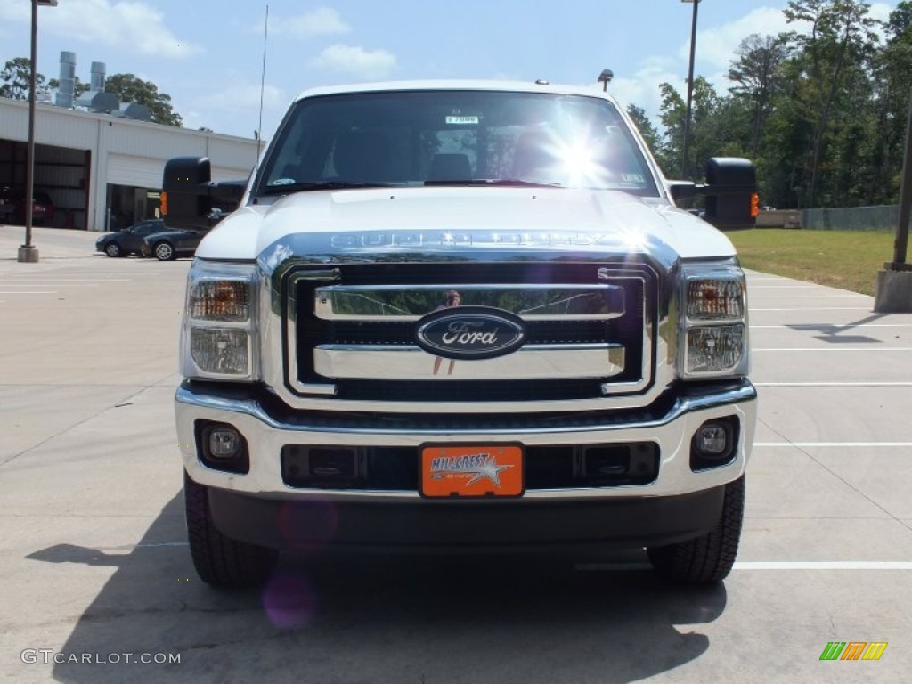 2012 F350 Super Duty Lariat Crew Cab 4x4 - White Platinum Metallic Tri-Coat / Black photo #10