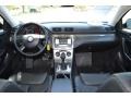 Deep Black - Passat Turbo Sedan Photo No. 14