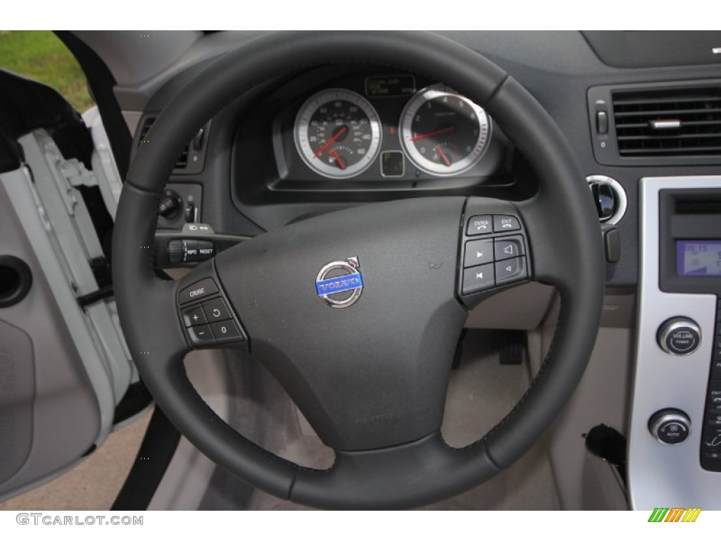 2013 Volvo C70 T5 Calcite/Umbra Steering Wheel Photo #68899938