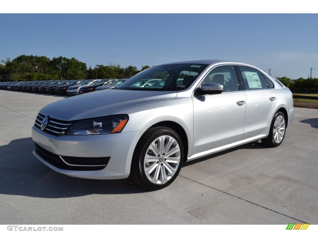 2013 Passat 2.5L SE - Reflex Silver Metallic / Cornsilk Beige photo #1