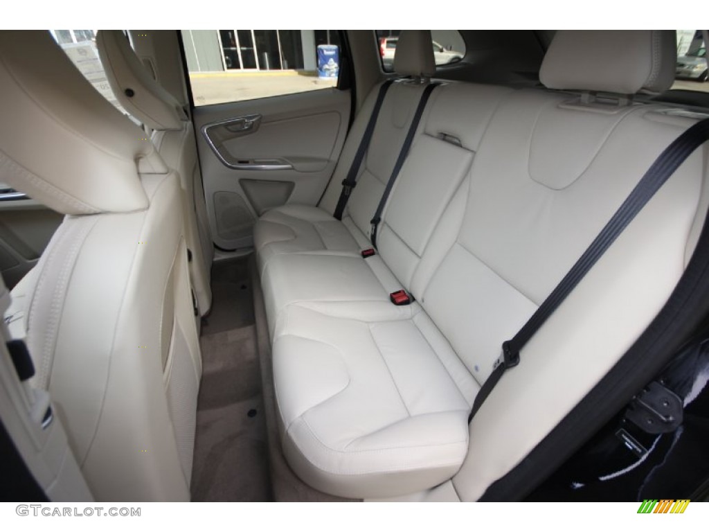 2013 Volvo XC60 T6 AWD Rear Seat Photos