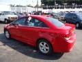 Victory Red - Cruze LT/RS Photo No. 2
