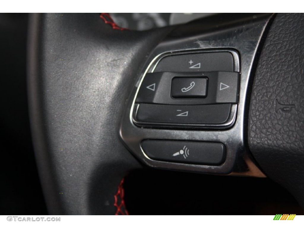 2010 Volkswagen GTI 4 Door Controls Photo #68902125