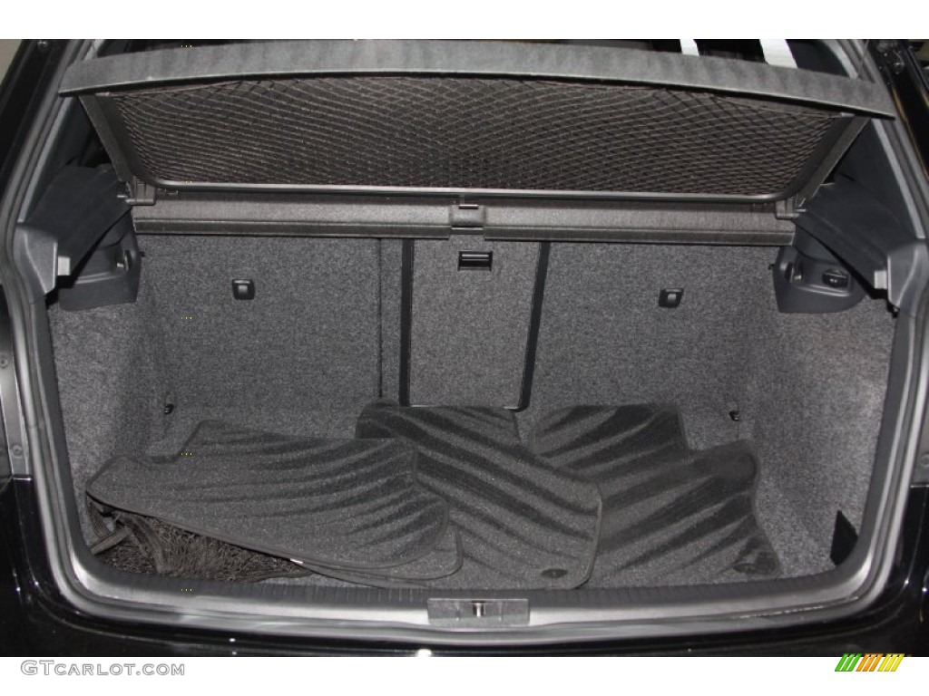 2010 Volkswagen GTI 4 Door Trunk Photo #68902254