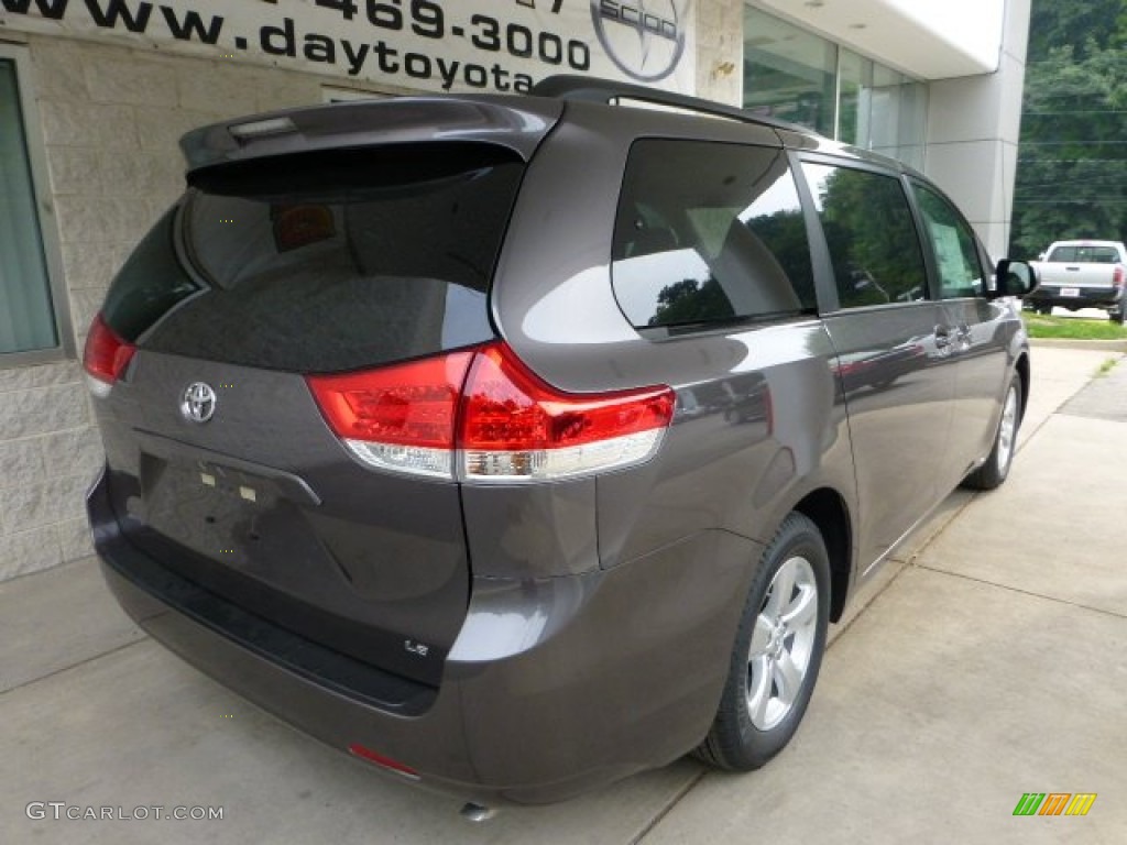 2012 Sienna LE - Predawn Gray Mica / Light Gray photo #2