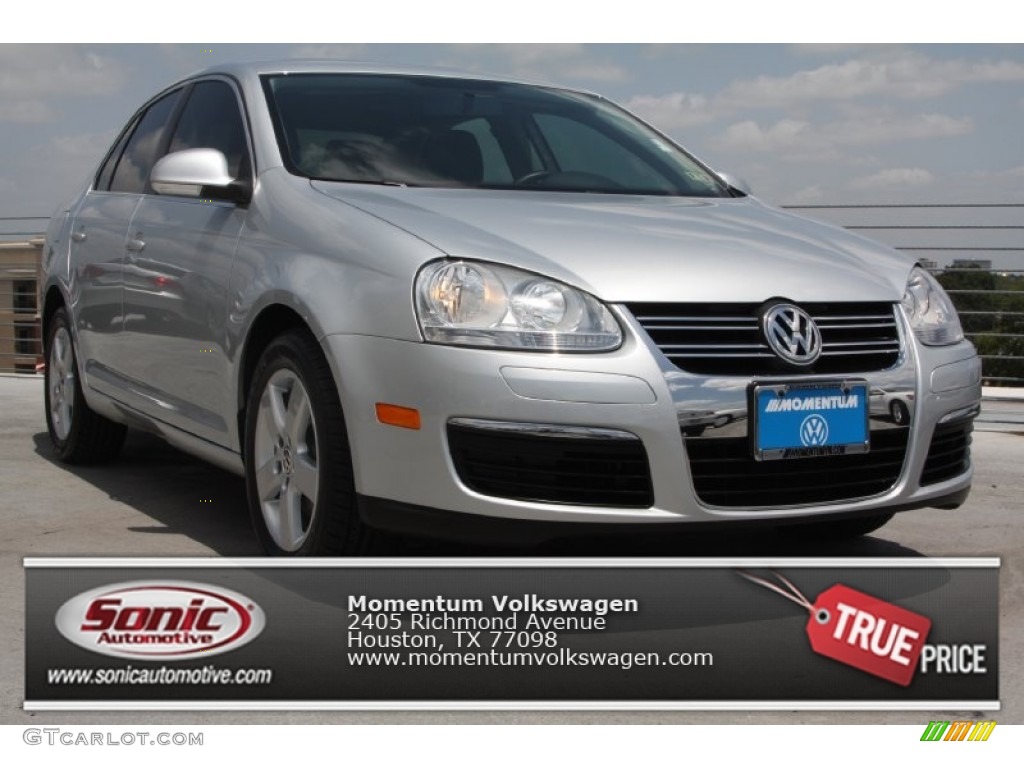 Reflex Silver Metallic Volkswagen Jetta