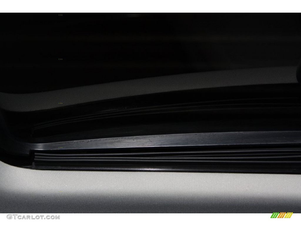 2009 Jetta SE Sedan - Reflex Silver Metallic / Art Grey photo #19