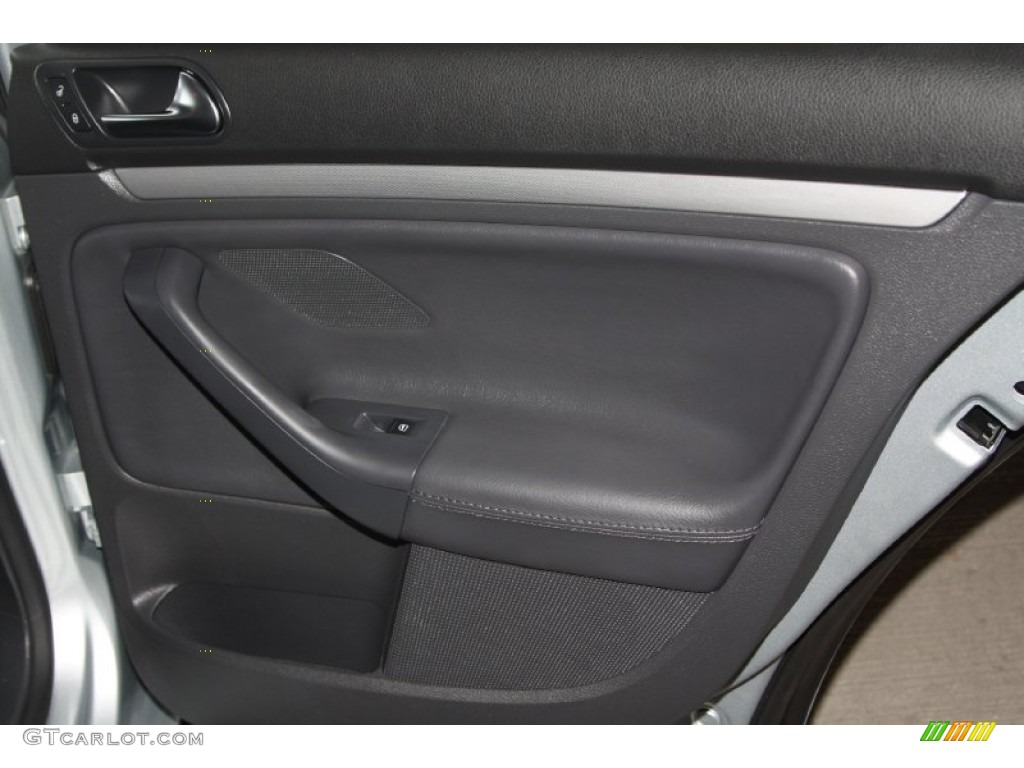 2009 Jetta SE Sedan - Reflex Silver Metallic / Art Grey photo #31