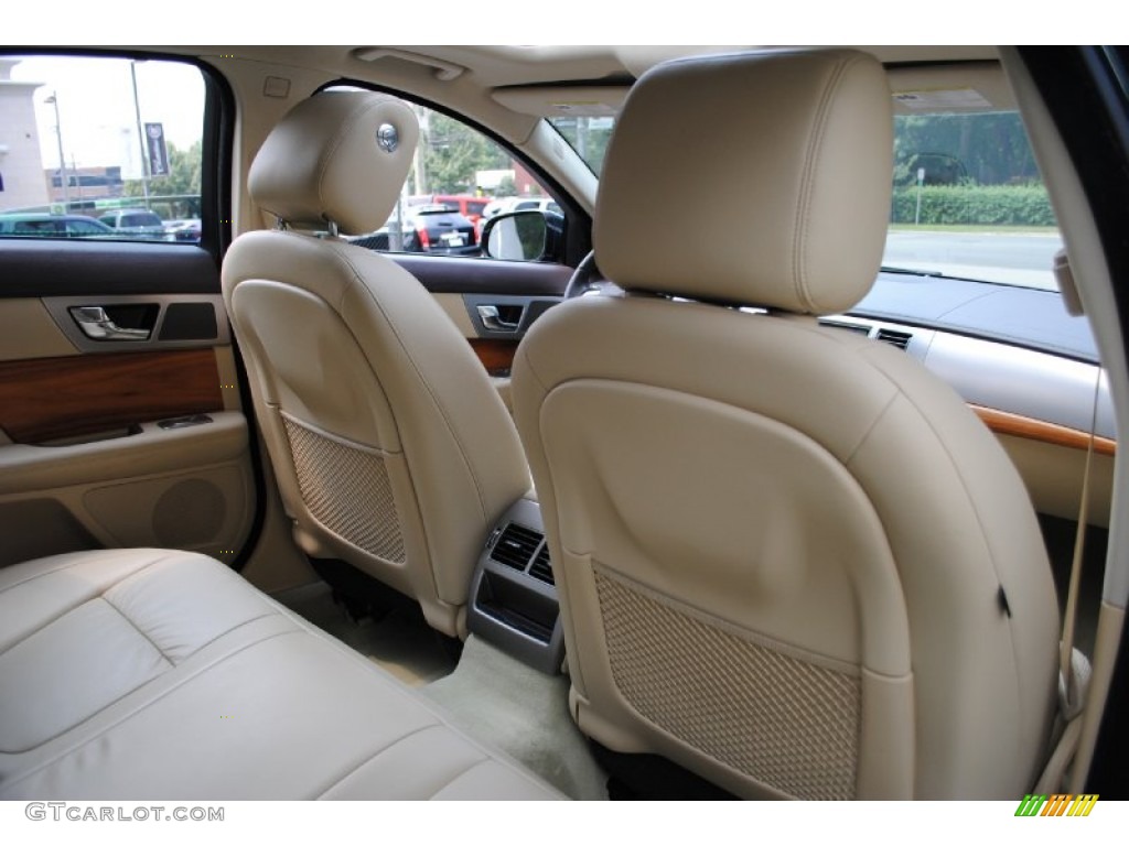 2010 XF Sport Sedan - Botanical Green Metallic / Barley photo #20