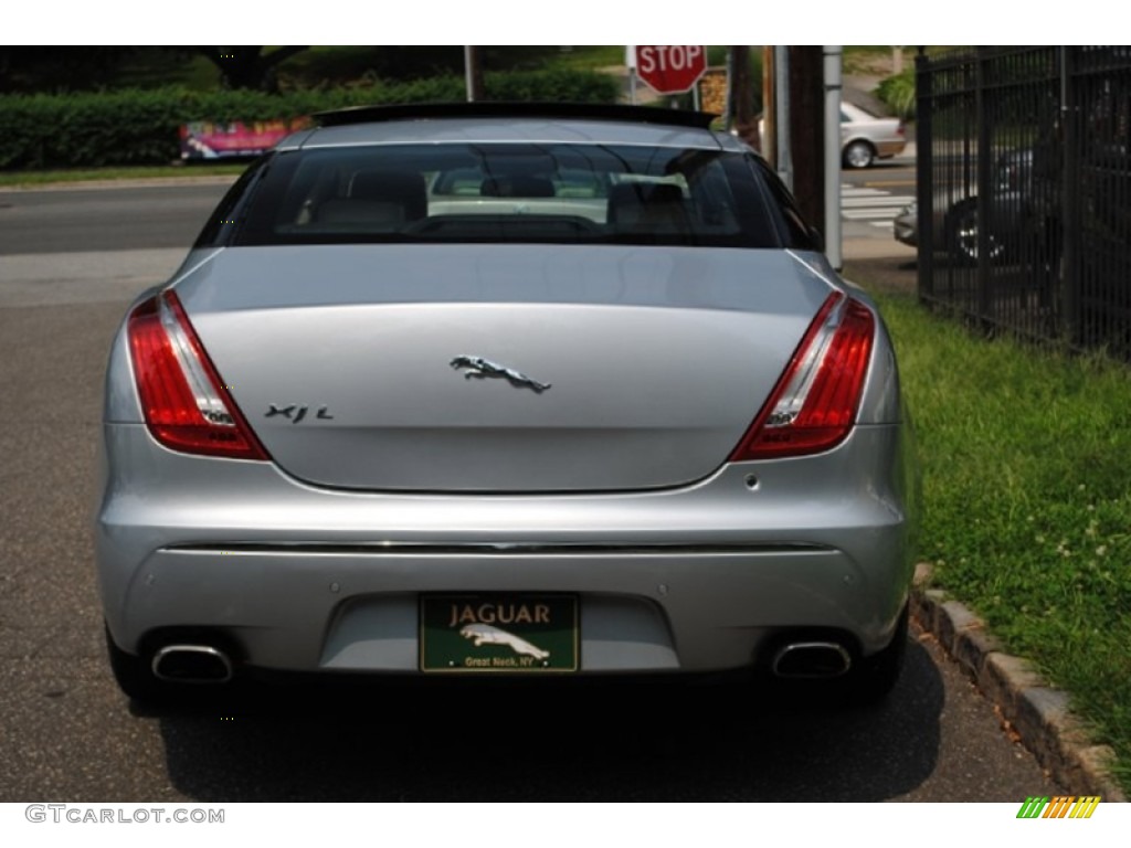 2011 XJ XJL - Liquid Silver Metallic / Jet Black/Ivory photo #5