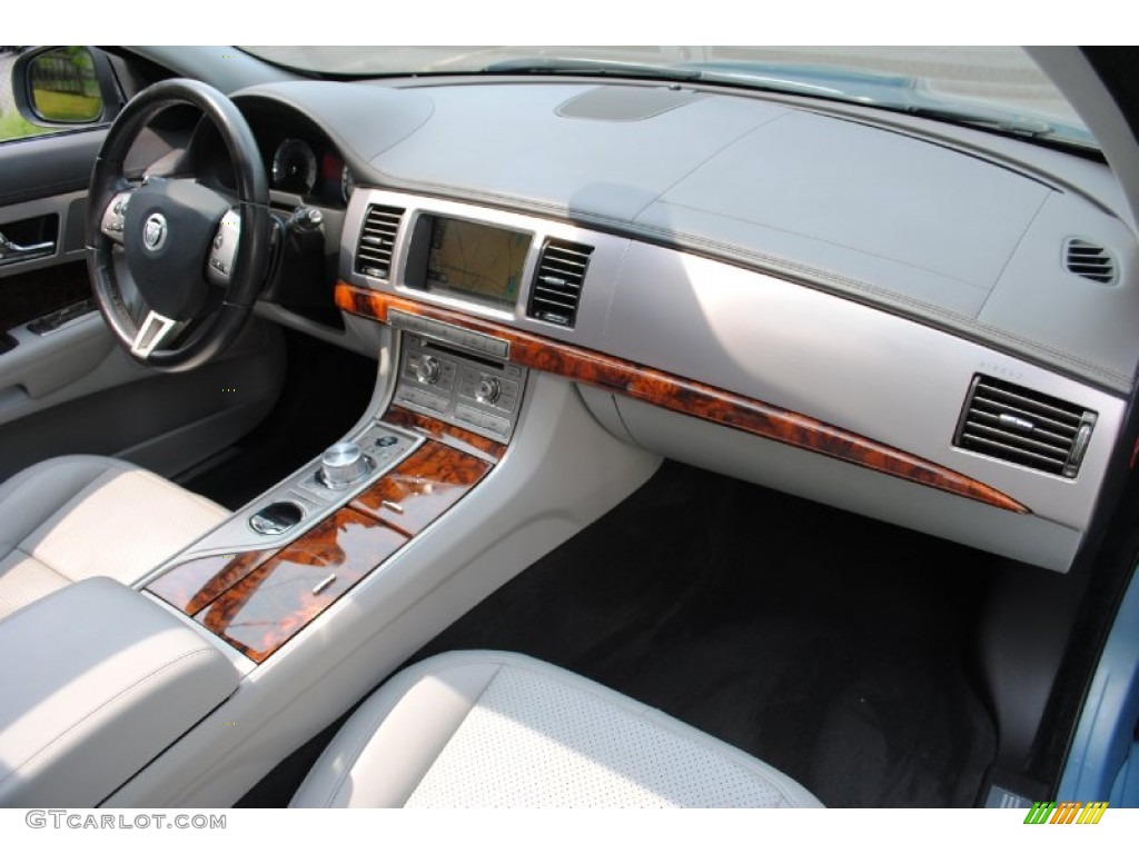 2009 Jaguar XF Premium Luxury Dove/Charcoal Dashboard Photo #68905779