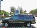 Dark Gray Metallic 2004 Chevrolet Suburban 1500 LT