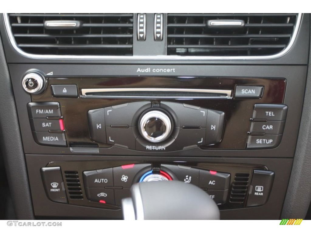 2013 Audi A4 2.0T Sedan Controls Photo #68909760