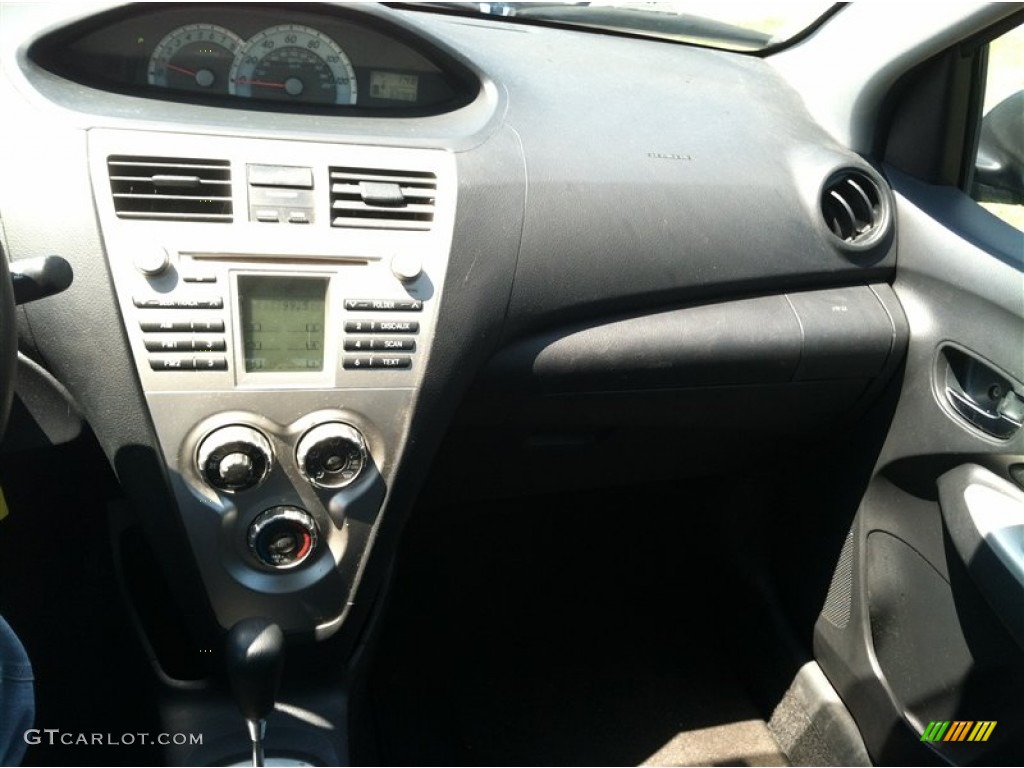 2008 Yaris Sedan - Pacific Blue Metallic / Dark Charcoal photo #12