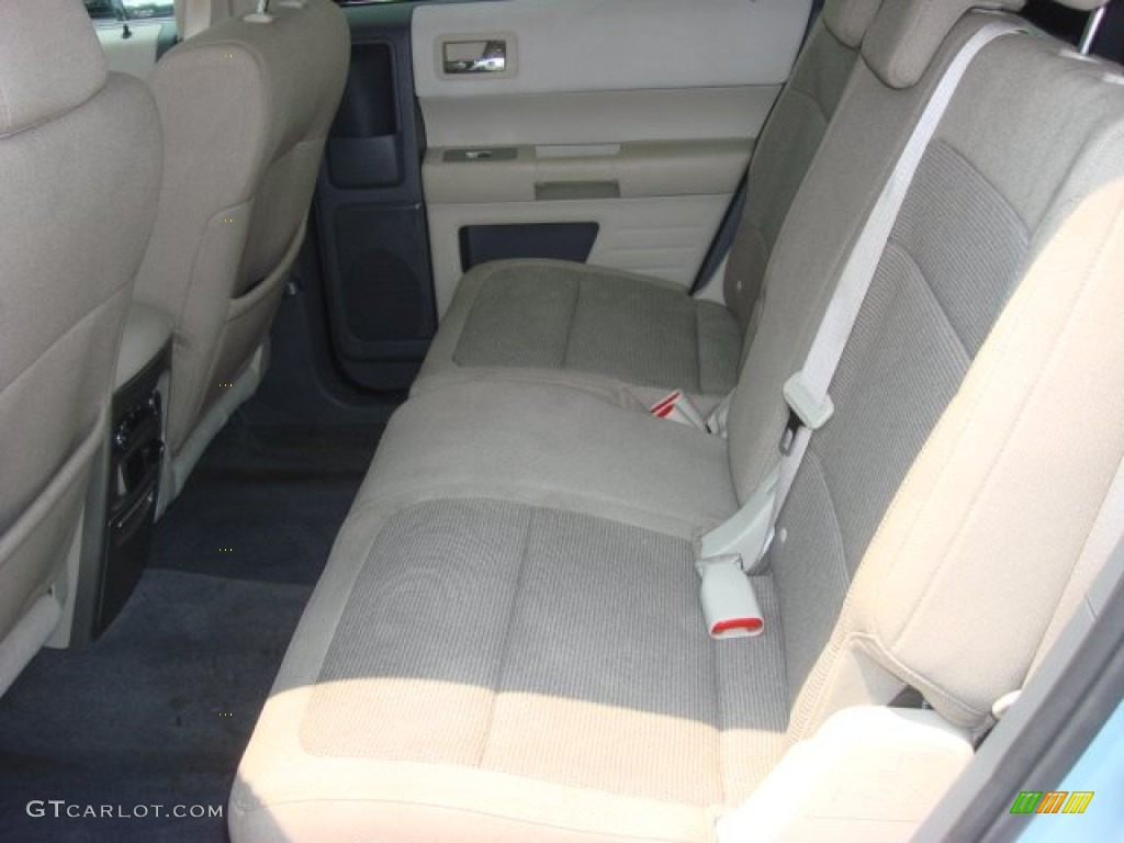 Medium Light Stone Interior 2009 Ford Flex SE Photo #68915502